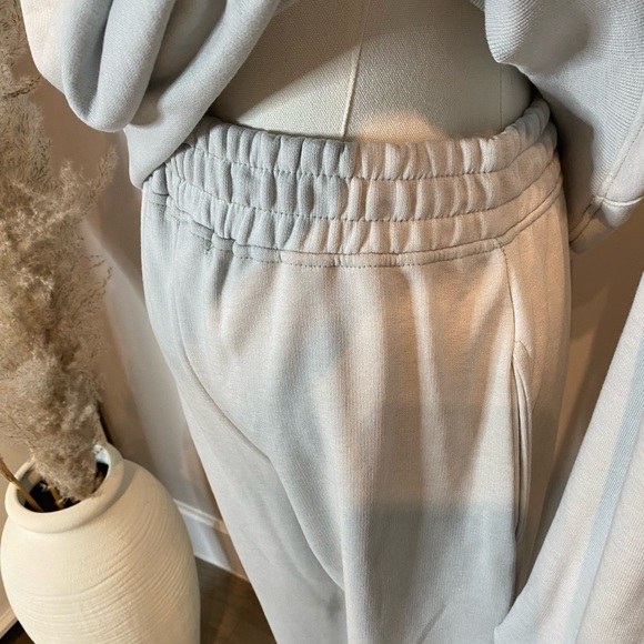 Tall hoodie/jogger set - Picture 3 of 7